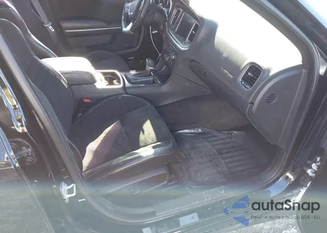 2016 Dodge Charger Srt 392 из США, поврежденный, VIN 2C3CDXEJ1GH174388